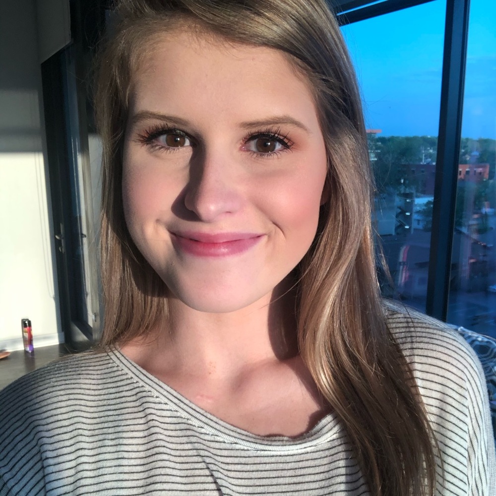 Meet your Posher, Megan